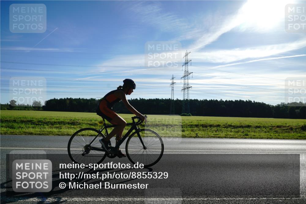 07.09.2025 - 19. Norderstedt Triathlon Michael Burmester http://msf.ph/oto/8855329 07.09.2025 09:42:26 Radfahren 575, 632 meine-sportfotos.de