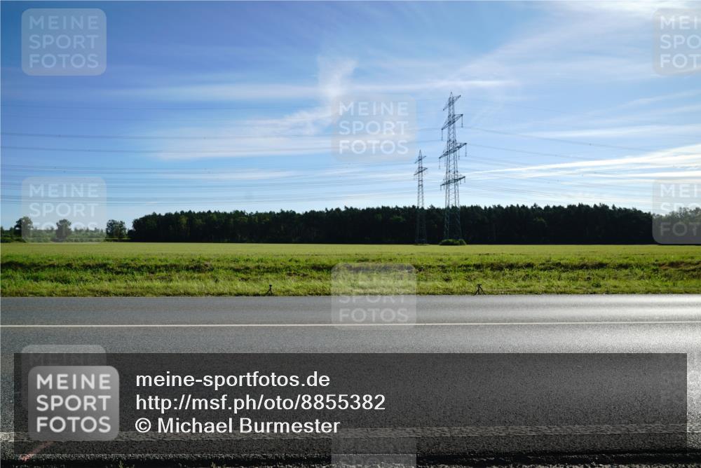 07.09.2025 - 19. Norderstedt Triathlon Michael Burmester http://msf.ph/oto/8855382 07.09.2025 10:06:25 Radfahren  meine-sportfotos.de