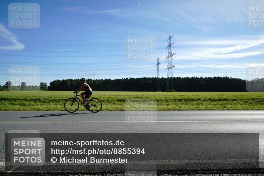 07.09.2025 - 19. Norderstedt Triathlon Michael Burmester http://msf.ph/oto/8855394 07.09.2025 10:20:46 Radfahren 1149 meine-sportfotos.de