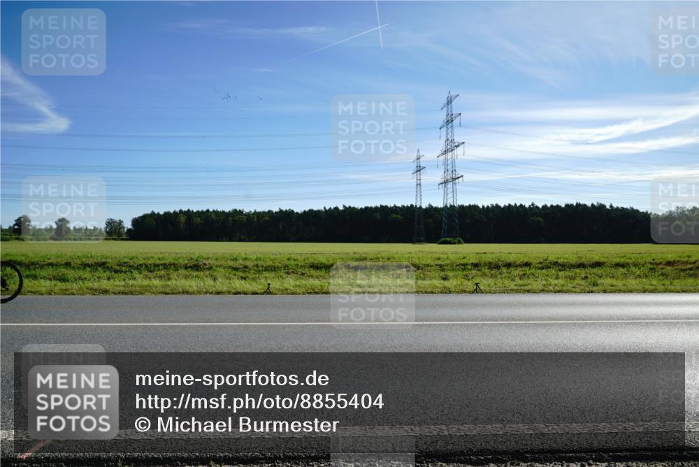 07.09.2025 - 19. Norderstedt Triathlon Michael Burmester http://msf.ph/oto/8855404 07.09.2025 10:20:59 Radfahren 1147 meine-sportfotos.de