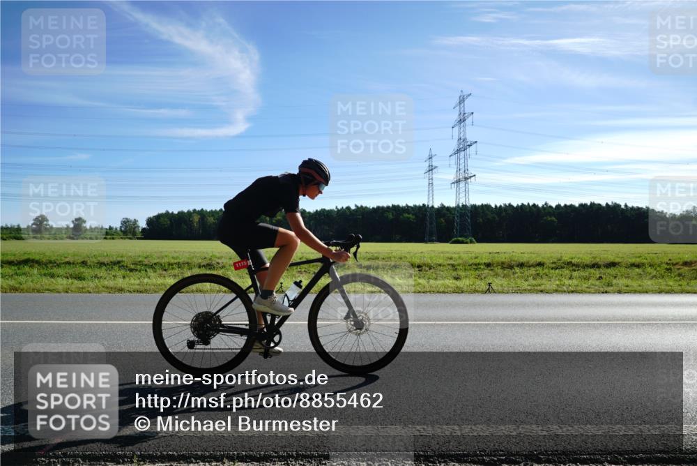 07.09.2025 - 19. Norderstedt Triathlon Michael Burmester http://msf.ph/oto/8855462 07.09.2025 10:28:03 Radfahren 1115 meine-sportfotos.de