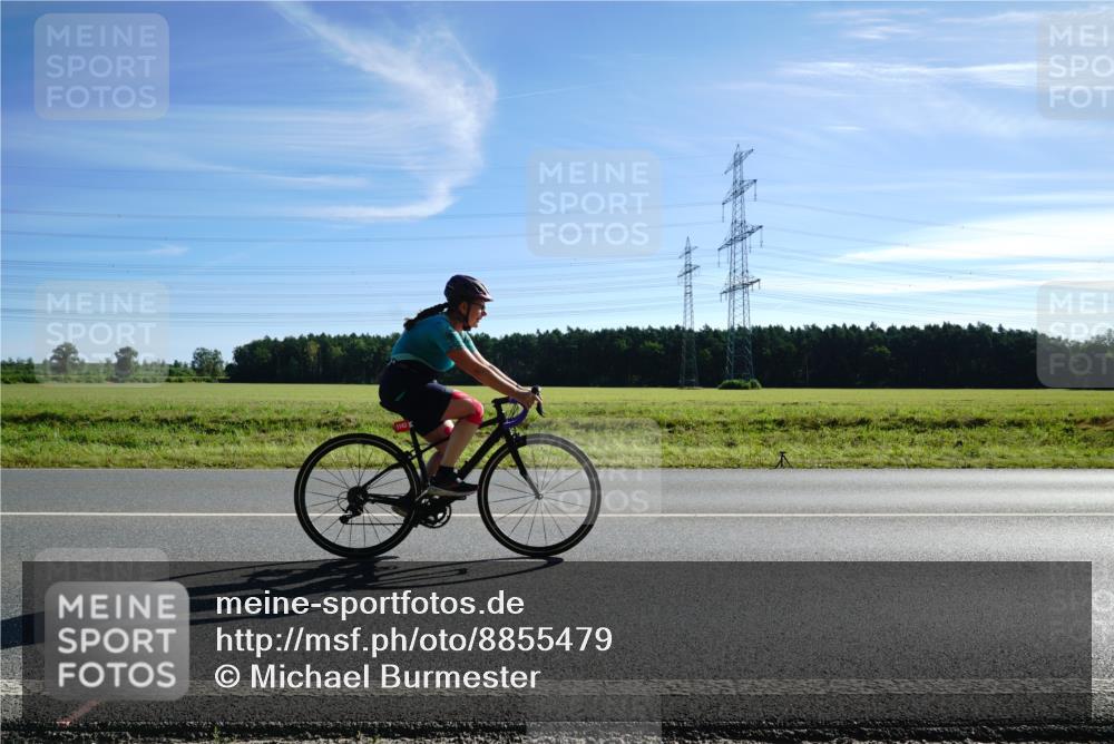 07.09.2025 - 19. Norderstedt Triathlon Michael Burmester http://msf.ph/oto/8855479 07.09.2025 10:29:35 Radfahren 1126, 1143 meine-sportfotos.de