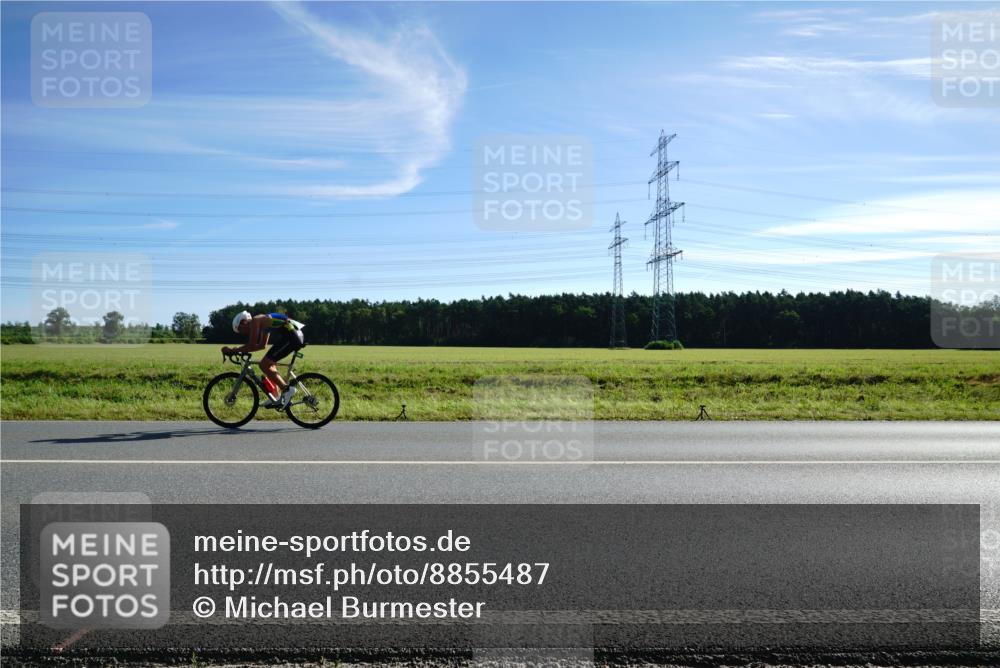 07.09.2025 - 19. Norderstedt Triathlon Michael Burmester http://msf.ph/oto/8855487 07.09.2025 10:30:02 Radfahren  meine-sportfotos.de