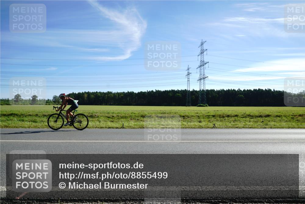 07.09.2025 - 19. Norderstedt Triathlon Michael Burmester http://msf.ph/oto/8855499 07.09.2025 10:30:19 Radfahren 1150 meine-sportfotos.de