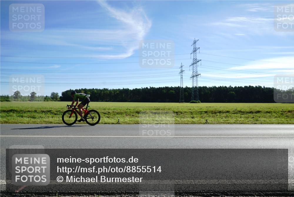 07.09.2025 - 19. Norderstedt Triathlon Michael Burmester http://msf.ph/oto/8855514 07.09.2025 10:31:02 Radfahren 1125 meine-sportfotos.de