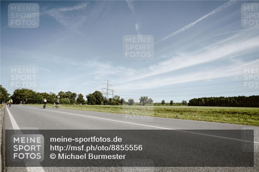 07.09.2025 - 19. Norderstedt Triathlon Michael Burmester http://msf.ph/oto/8855556 07.09.2025 12:08:46 Radfahren 1268 meine-sportfotos.de
