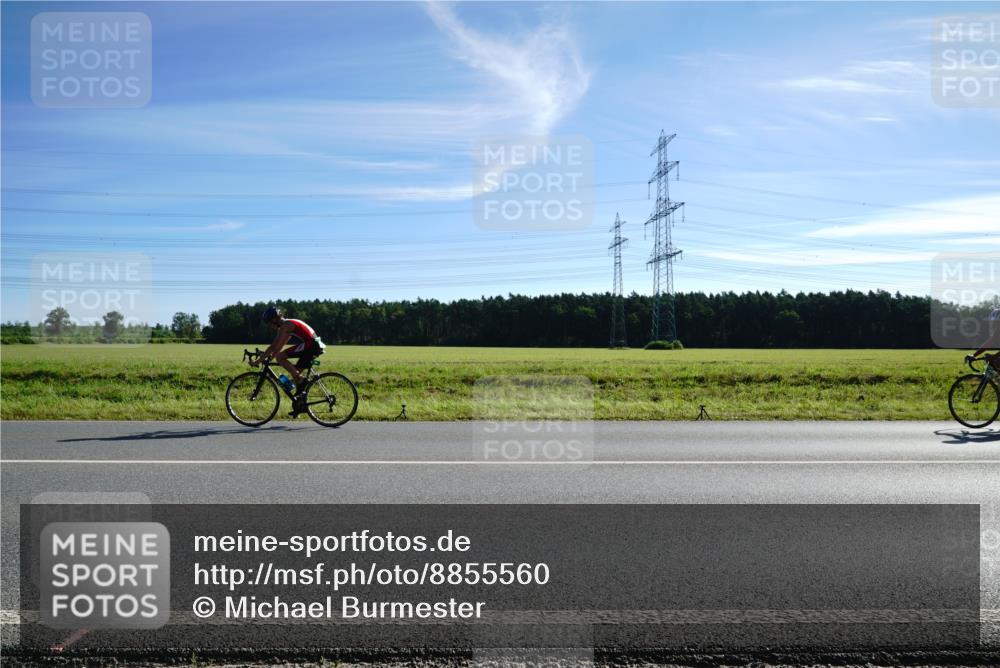 07.09.2025 - 19. Norderstedt Triathlon Michael Burmester http://msf.ph/oto/8855560 07.09.2025 10:32:35 Radfahren  meine-sportfotos.de