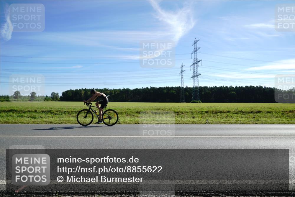 07.09.2025 - 19. Norderstedt Triathlon Michael Burmester http://msf.ph/oto/8855622 07.09.2025 10:34:02 Radfahren  meine-sportfotos.de