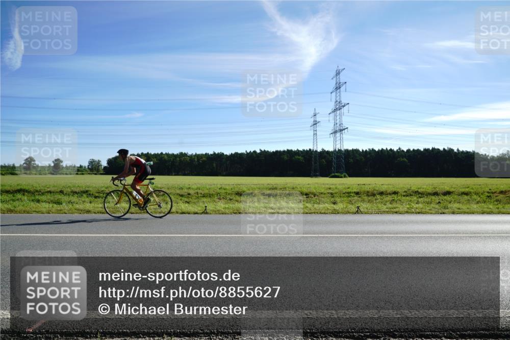 07.09.2025 - 19. Norderstedt Triathlon Michael Burmester http://msf.ph/oto/8855627 07.09.2025 10:34:06 Radfahren  meine-sportfotos.de