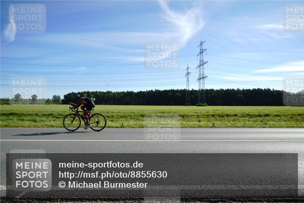 07.09.2025 - 19. Norderstedt Triathlon Michael Burmester http://msf.ph/oto/8855630 07.09.2025 10:34:15 Radfahren  meine-sportfotos.de