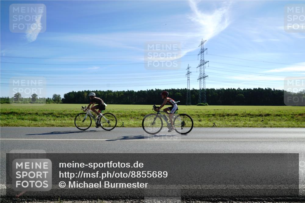 07.09.2025 - 19. Norderstedt Triathlon Michael Burmester http://msf.ph/oto/8855689 07.09.2025 10:35:53 Radfahren 675 meine-sportfotos.de