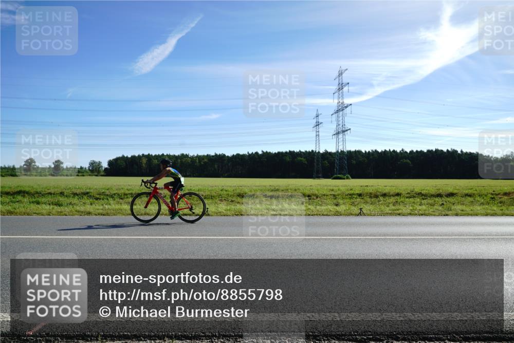 07.09.2025 - 19. Norderstedt Triathlon Michael Burmester http://msf.ph/oto/8855798 07.09.2025 10:40:06 Radfahren  meine-sportfotos.de