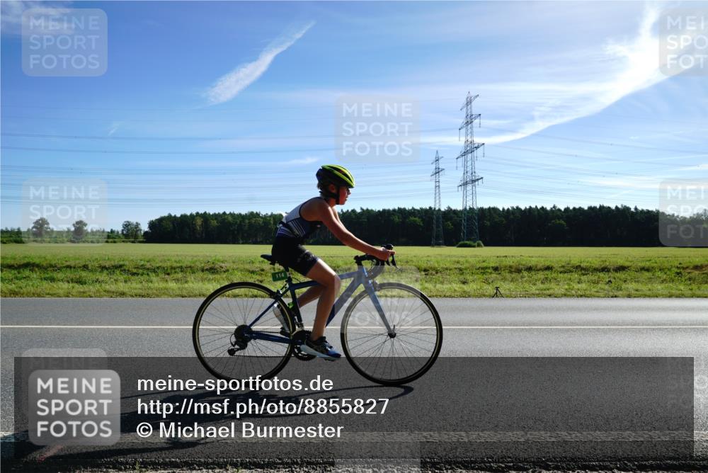 07.09.2025 - 19. Norderstedt Triathlon Michael Burmester http://msf.ph/oto/8855827 07.09.2025 10:40:58 Radfahren 89, 114, 668, 669 meine-sportfotos.de