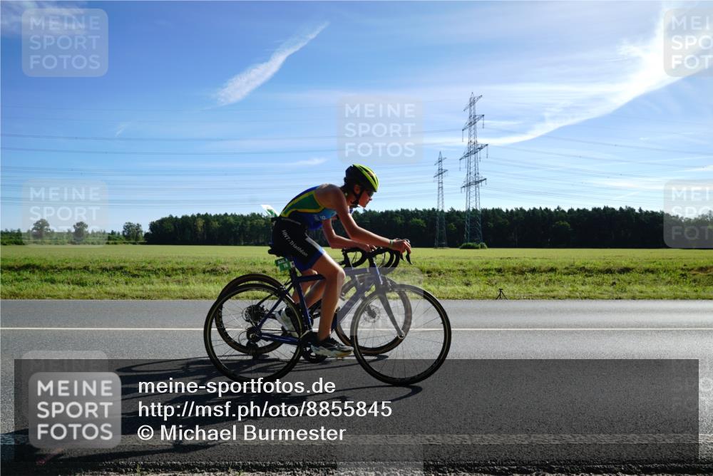 07.09.2025 - 19. Norderstedt Triathlon Michael Burmester http://msf.ph/oto/8855845 07.09.2025 10:41:15 Radfahren 76, 638 meine-sportfotos.de