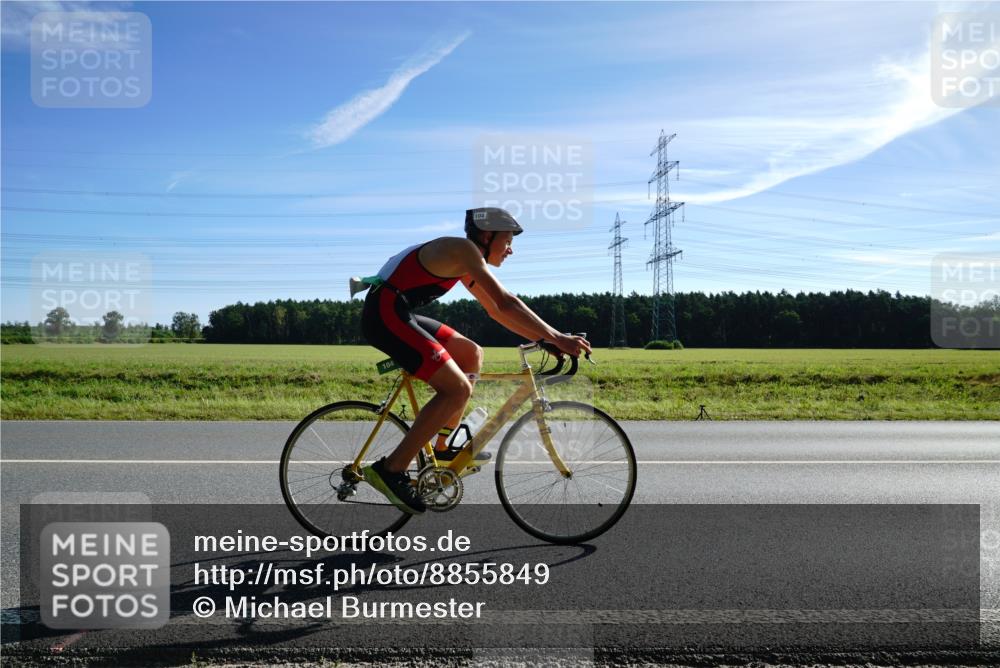 07.09.2025 - 19. Norderstedt Triathlon Michael Burmester http://msf.ph/oto/8855849 07.09.2025 10:41:25 Radfahren 104 meine-sportfotos.de