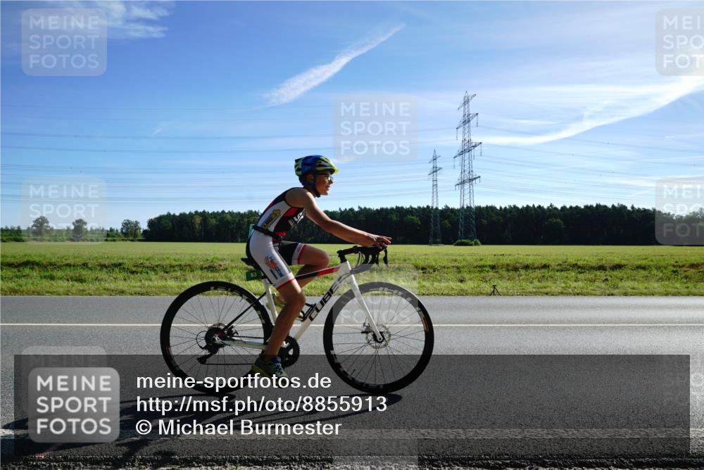 07.09.2025 - 19. Norderstedt Triathlon Michael Burmester http://msf.ph/oto/8855913 07.09.2025 10:43:15 Radfahren 83, 124 meine-sportfotos.de