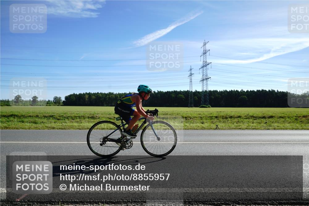 07.09.2025 - 19. Norderstedt Triathlon Michael Burmester http://msf.ph/oto/8855957 07.09.2025 10:44:45 Radfahren 100 meine-sportfotos.de