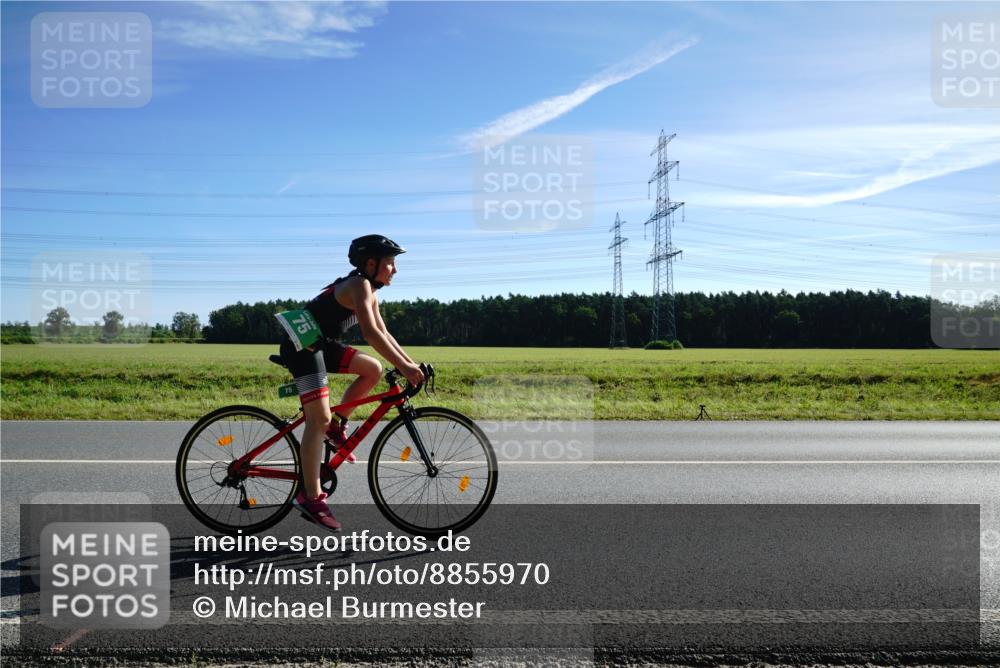07.09.2025 - 19. Norderstedt Triathlon Michael Burmester http://msf.ph/oto/8855970 07.09.2025 10:45:29 Radfahren 75 meine-sportfotos.de