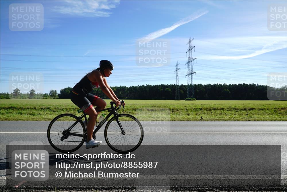07.09.2025 - 19. Norderstedt Triathlon Michael Burmester http://msf.ph/oto/8855987 07.09.2025 10:45:59 Radfahren 660 meine-sportfotos.de