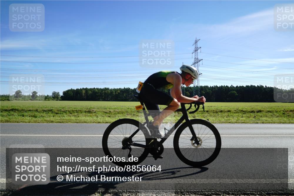 07.09.2025 - 19. Norderstedt Triathlon Michael Burmester http://msf.ph/oto/8856064 07.09.2025 11:02:21 Radfahren 1157 meine-sportfotos.de