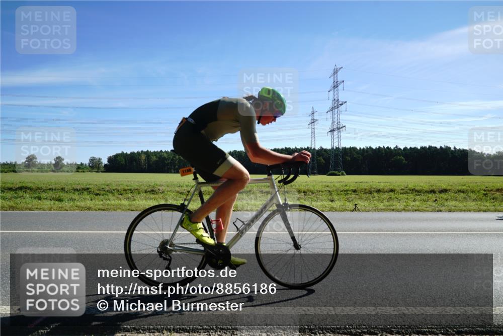 07.09.2025 - 19. Norderstedt Triathlon Michael Burmester http://msf.ph/oto/8856186 07.09.2025 11:03:55 Radfahren 1176, 1188, 1355 meine-sportfotos.de