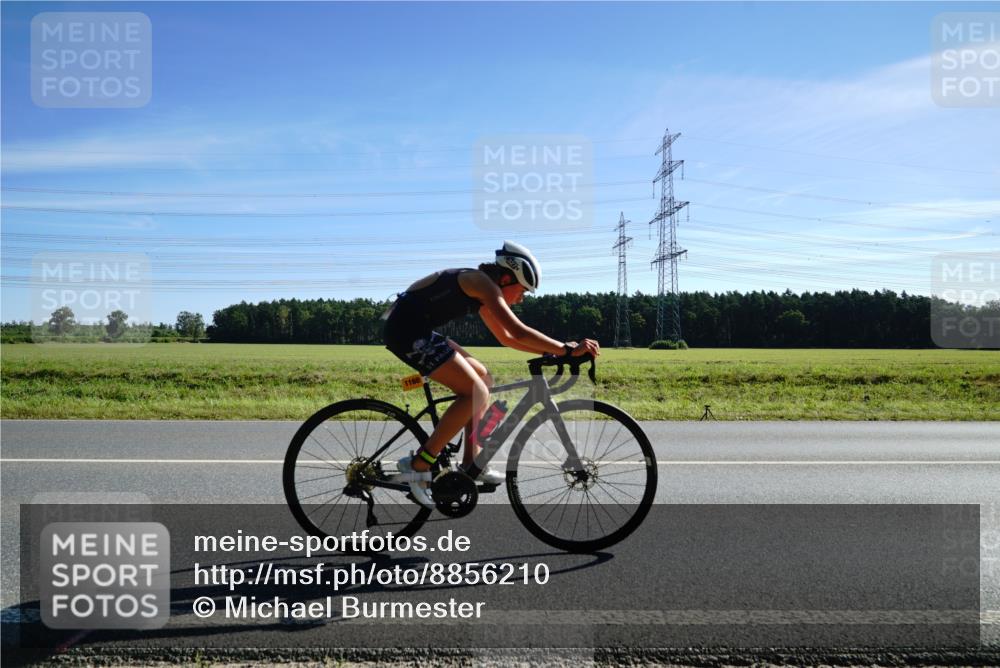 07.09.2025 - 19. Norderstedt Triathlon Michael Burmester http://msf.ph/oto/8856210 07.09.2025 11:04:10 Radfahren 1160, 1196 meine-sportfotos.de