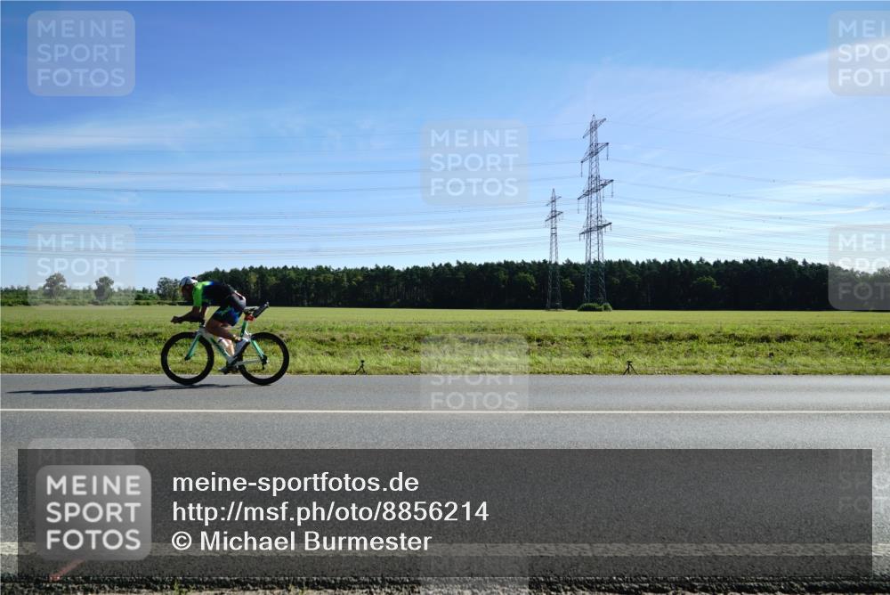 07.09.2025 - 19. Norderstedt Triathlon Michael Burmester http://msf.ph/oto/8856214 07.09.2025 11:04:15 Radfahren  meine-sportfotos.de