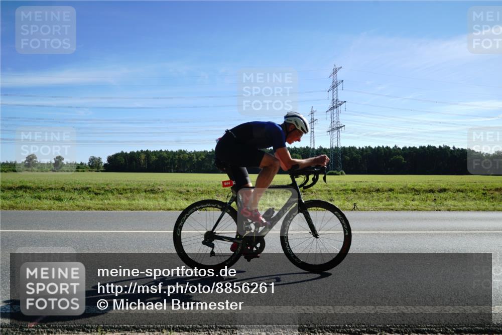 07.09.2025 - 19. Norderstedt Triathlon Michael Burmester http://msf.ph/oto/8856261 07.09.2025 11:05:11 Radfahren 844 meine-sportfotos.de