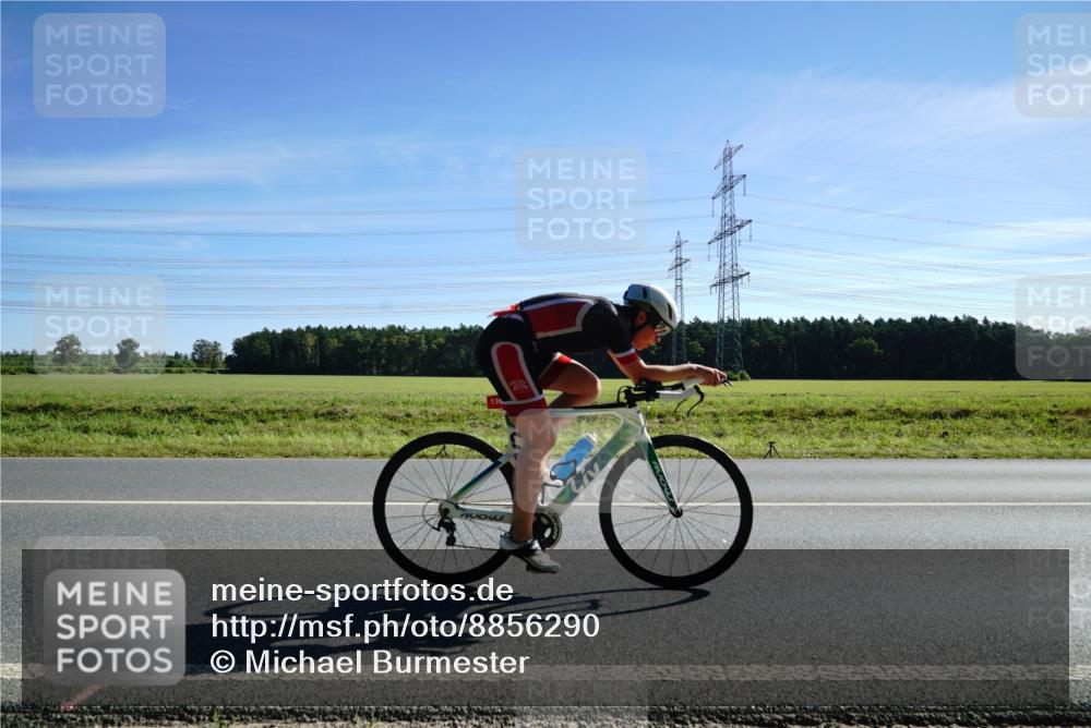 07.09.2025 - 19. Norderstedt Triathlon Michael Burmester http://msf.ph/oto/8856290 07.09.2025 11:05:30 Radfahren 1390 meine-sportfotos.de