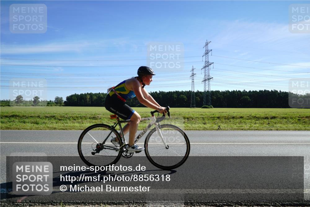 07.09.2025 - 19. Norderstedt Triathlon Michael Burmester http://msf.ph/oto/8856318 07.09.2025 11:06:02 Radfahren 204, 1167 meine-sportfotos.de