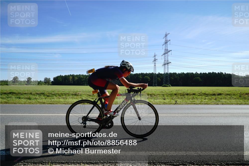 07.09.2025 - 19. Norderstedt Triathlon Michael Burmester http://msf.ph/oto/8856488 07.09.2025 11:07:48 Radfahren 1175, 1177 meine-sportfotos.de