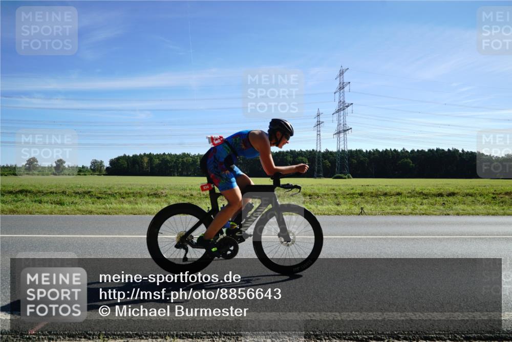 07.09.2025 - 19. Norderstedt Triathlon Michael Burmester http://msf.ph/oto/8856643 07.09.2025 11:10:00 Radfahren 834, 1181 meine-sportfotos.de