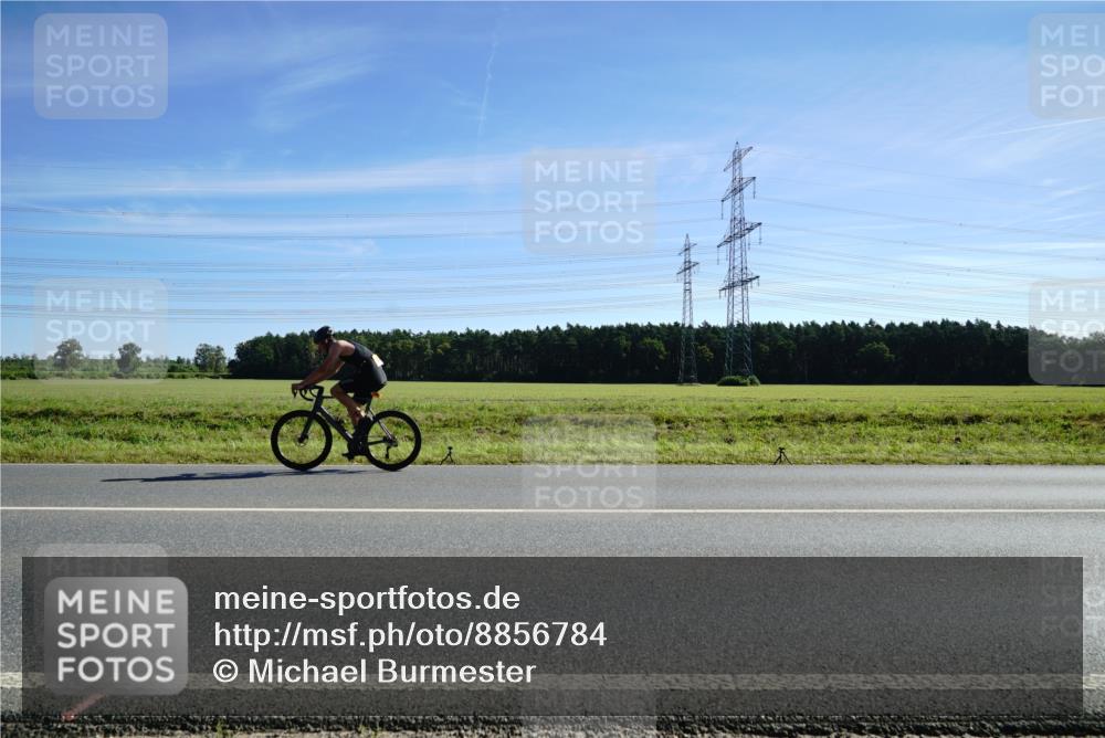 07.09.2025 - 19. Norderstedt Triathlon Michael Burmester http://msf.ph/oto/8856784 07.09.2025 11:11:53 Radfahren 1257, 1314 meine-sportfotos.de