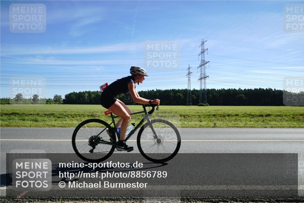 07.09.2025 - 19. Norderstedt Triathlon Michael Burmester http://msf.ph/oto/8856789 07.09.2025 11:11:54 Radfahren 1257, 1314 meine-sportfotos.de
