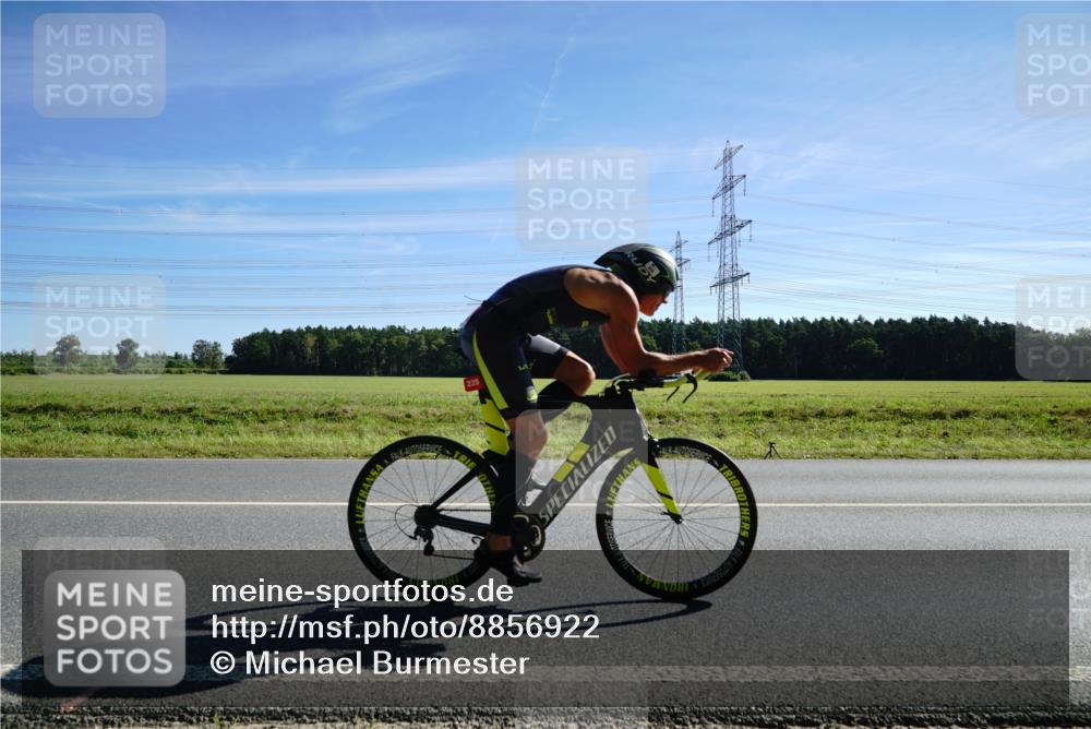 07.09.2025 - 19. Norderstedt Triathlon Michael Burmester http://msf.ph/oto/8856922 07.09.2025 11:13:40 Radfahren 225 meine-sportfotos.de
