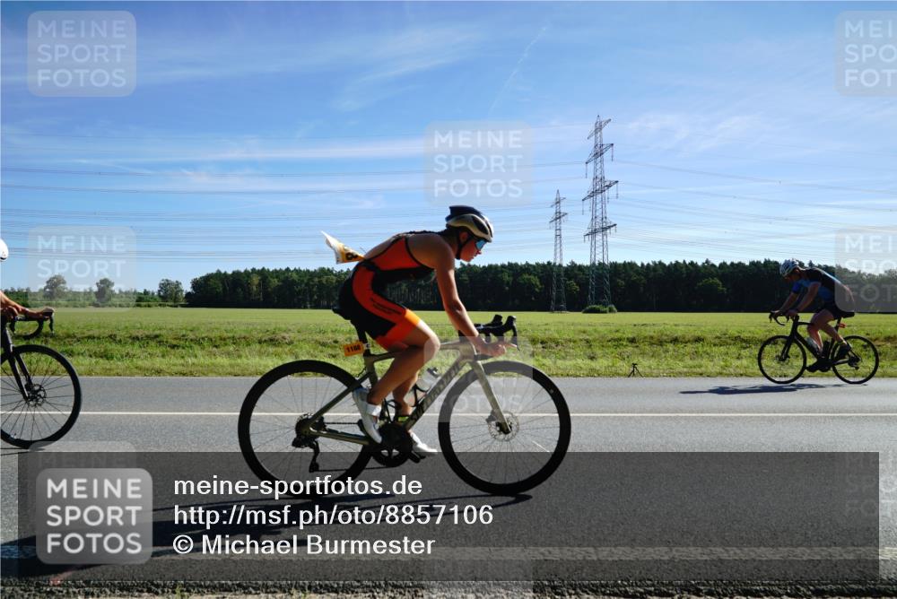 07.09.2025 - 19. Norderstedt Triathlon Michael Burmester http://msf.ph/oto/8857106 07.09.2025 11:15:36 Radfahren 1160, 1168, 1176, 1228 meine-sportfotos.de