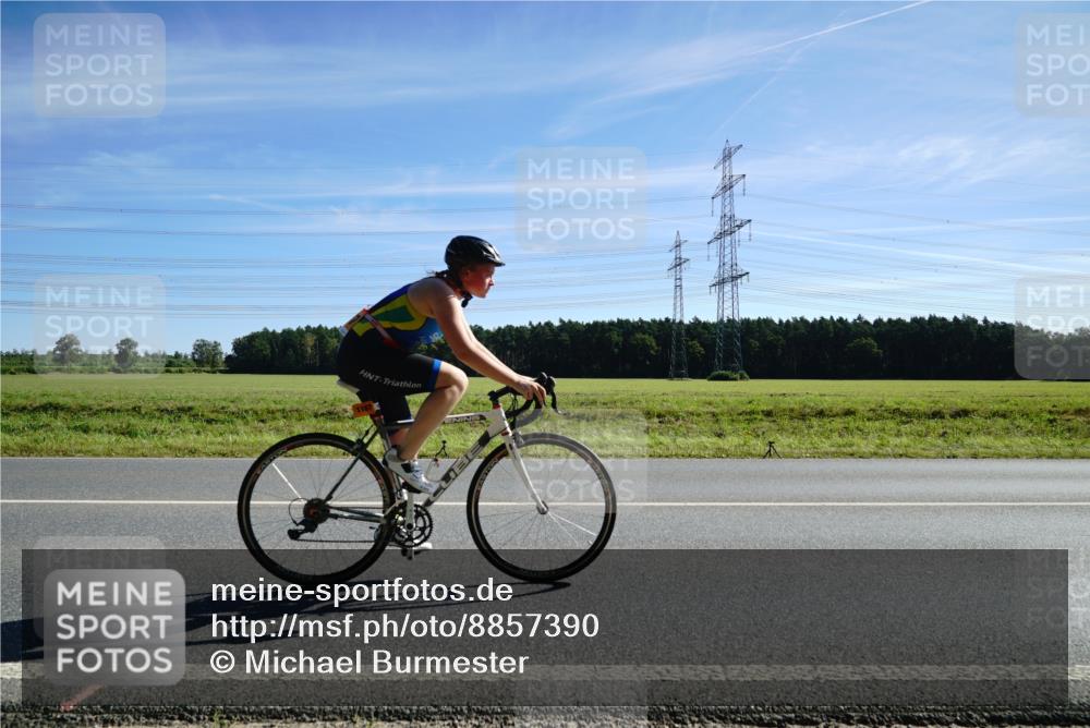 07.09.2025 - 19. Norderstedt Triathlon Michael Burmester http://msf.ph/oto/8857390 07.09.2025 11:19:09 Radfahren 1167 meine-sportfotos.de