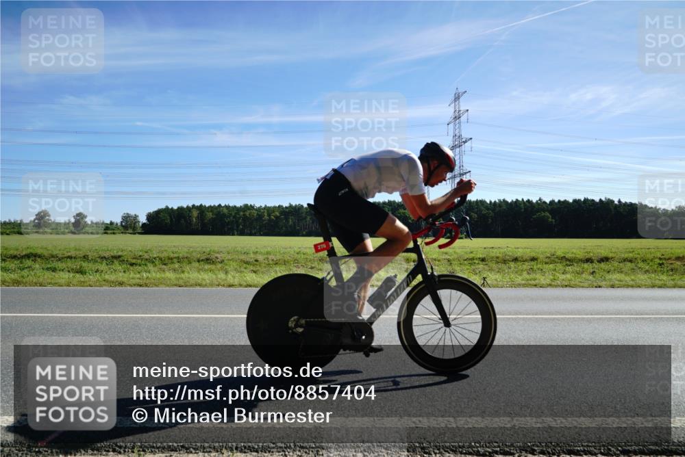07.09.2025 - 19. Norderstedt Triathlon Michael Burmester http://msf.ph/oto/8857404 07.09.2025 11:19:22 Radfahren 276 meine-sportfotos.de