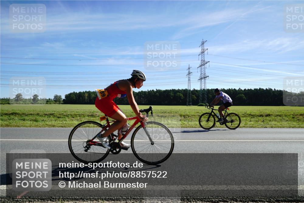 07.09.2025 - 19. Norderstedt Triathlon Michael Burmester http://msf.ph/oto/8857522 07.09.2025 11:20:53 Radfahren 1189 meine-sportfotos.de