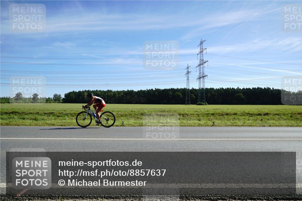 07.09.2025 - 19. Norderstedt Triathlon Michael Burmester http://msf.ph/oto/8857637 07.09.2025 11:21:59 Radfahren  meine-sportfotos.de