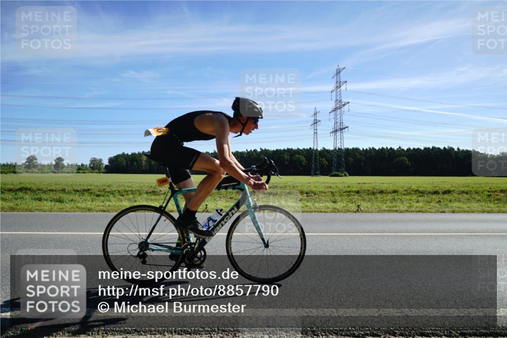 07.09.2025 - 19. Norderstedt Triathlon Michael Burmester http://msf.ph/oto/8857790 07.09.2025 11:23:53 Radfahren 1200 meine-sportfotos.de