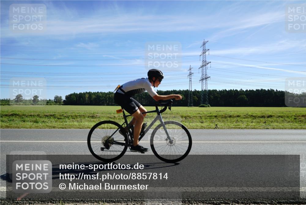 07.09.2025 - 19. Norderstedt Triathlon Michael Burmester http://msf.ph/oto/8857814 07.09.2025 11:24:08 Radfahren 1158, 1194 meine-sportfotos.de