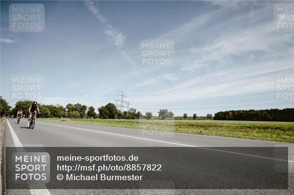 07.09.2025 - 19. Norderstedt Triathlon Michael Burmester http://msf.ph/oto/8857822 07.09.2025 12:27:49 Radfahren 258, 1263 meine-sportfotos.de