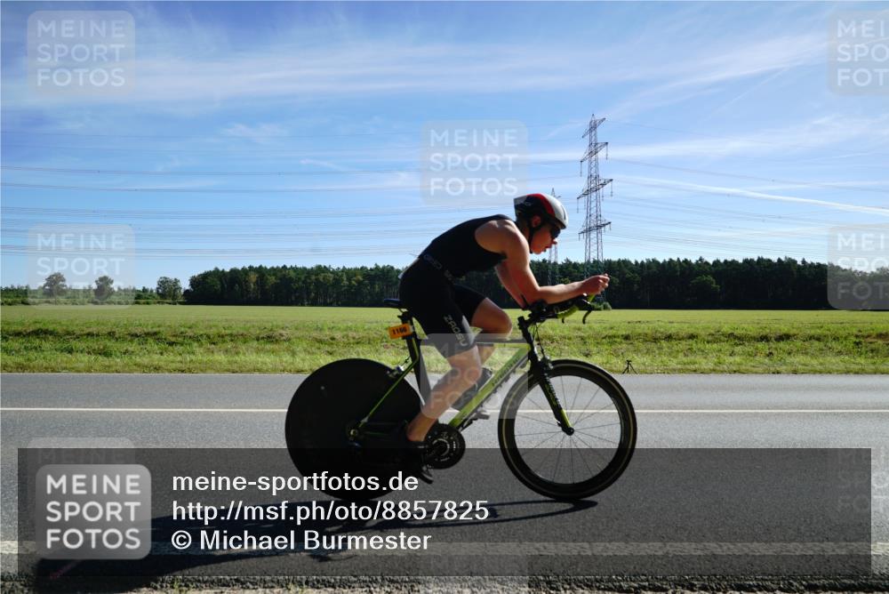 07.09.2025 - 19. Norderstedt Triathlon Michael Burmester http://msf.ph/oto/8857825 07.09.2025 11:24:12 Radfahren 1166, 1183 meine-sportfotos.de