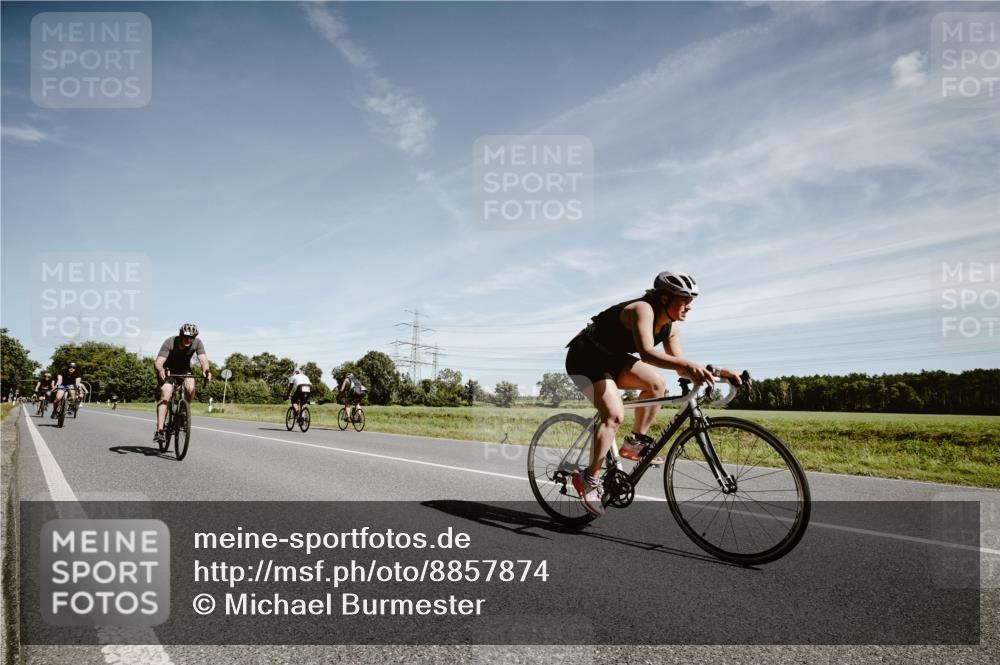 07.09.2025 - 19. Norderstedt Triathlon Michael Burmester http://msf.ph/oto/8857874 07.09.2025 12:28:10 Radfahren 171, 728, 735, 752, 1264 meine-sportfotos.de