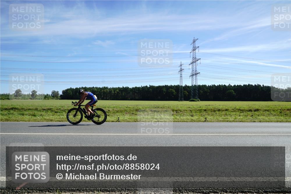07.09.2025 - 19. Norderstedt Triathlon Michael Burmester http://msf.ph/oto/8858024 07.09.2025 11:26:16 Radfahren 1187, 1383 meine-sportfotos.de