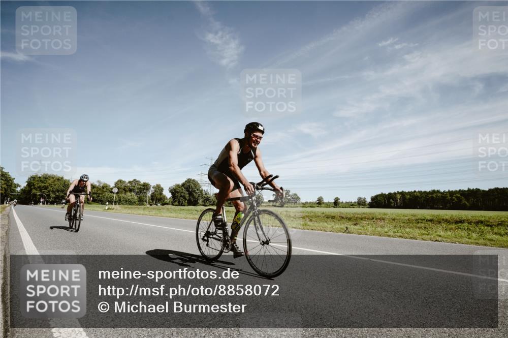 07.09.2025 - 19. Norderstedt Triathlon Michael Burmester http://msf.ph/oto/8858072 07.09.2025 12:29:41 Radfahren 159, 1385 meine-sportfotos.de