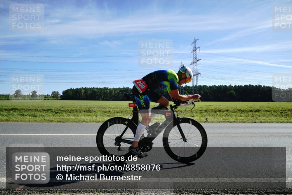 07.09.2025 - 19. Norderstedt Triathlon Michael Burmester http://msf.ph/oto/8858076 07.09.2025 11:26:57 Radfahren 200, 238 meine-sportfotos.de