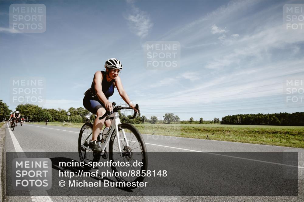 07.09.2025 - 19. Norderstedt Triathlon Michael Burmester http://msf.ph/oto/8858148 07.09.2025 12:30:20 Radfahren 742, 1242, 1307, 1337, 1391 meine-sportfotos.de