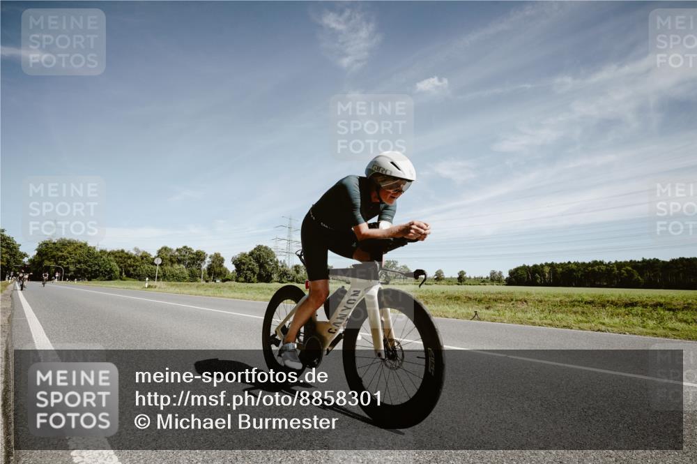 07.09.2025 - 19. Norderstedt Triathlon Michael Burmester http://msf.ph/oto/8858301 07.09.2025 12:31:31 Radfahren 788 meine-sportfotos.de